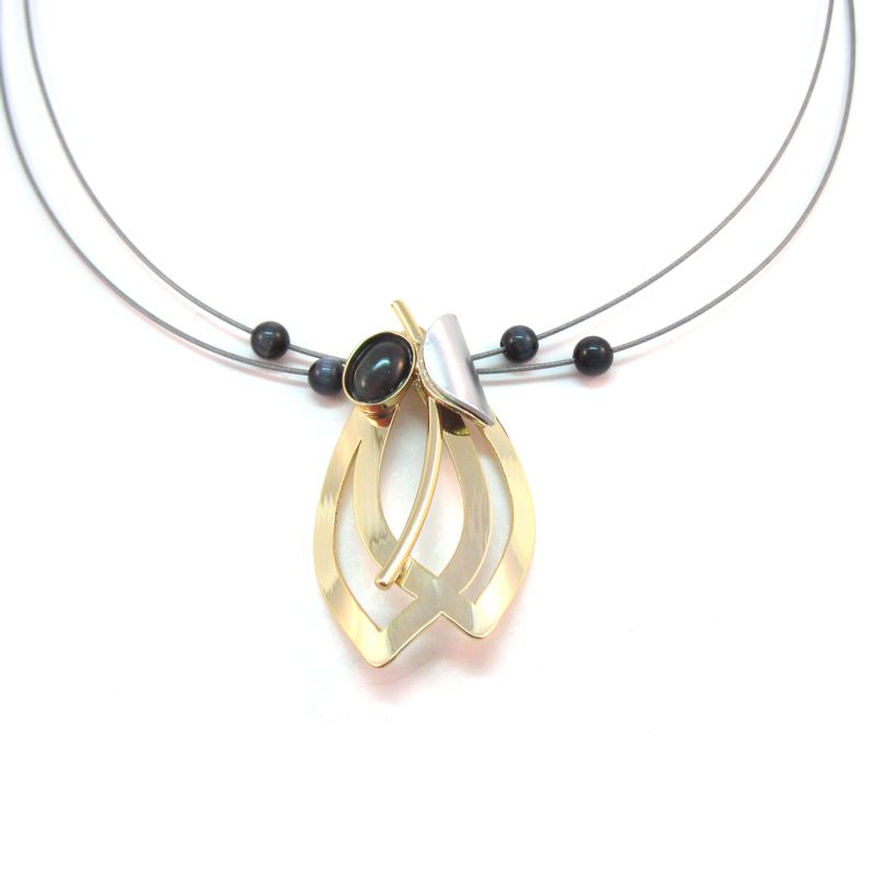 Shiny Gold Leaf Style Necklace with Charcoal Cat's Eye - Click Image to Close